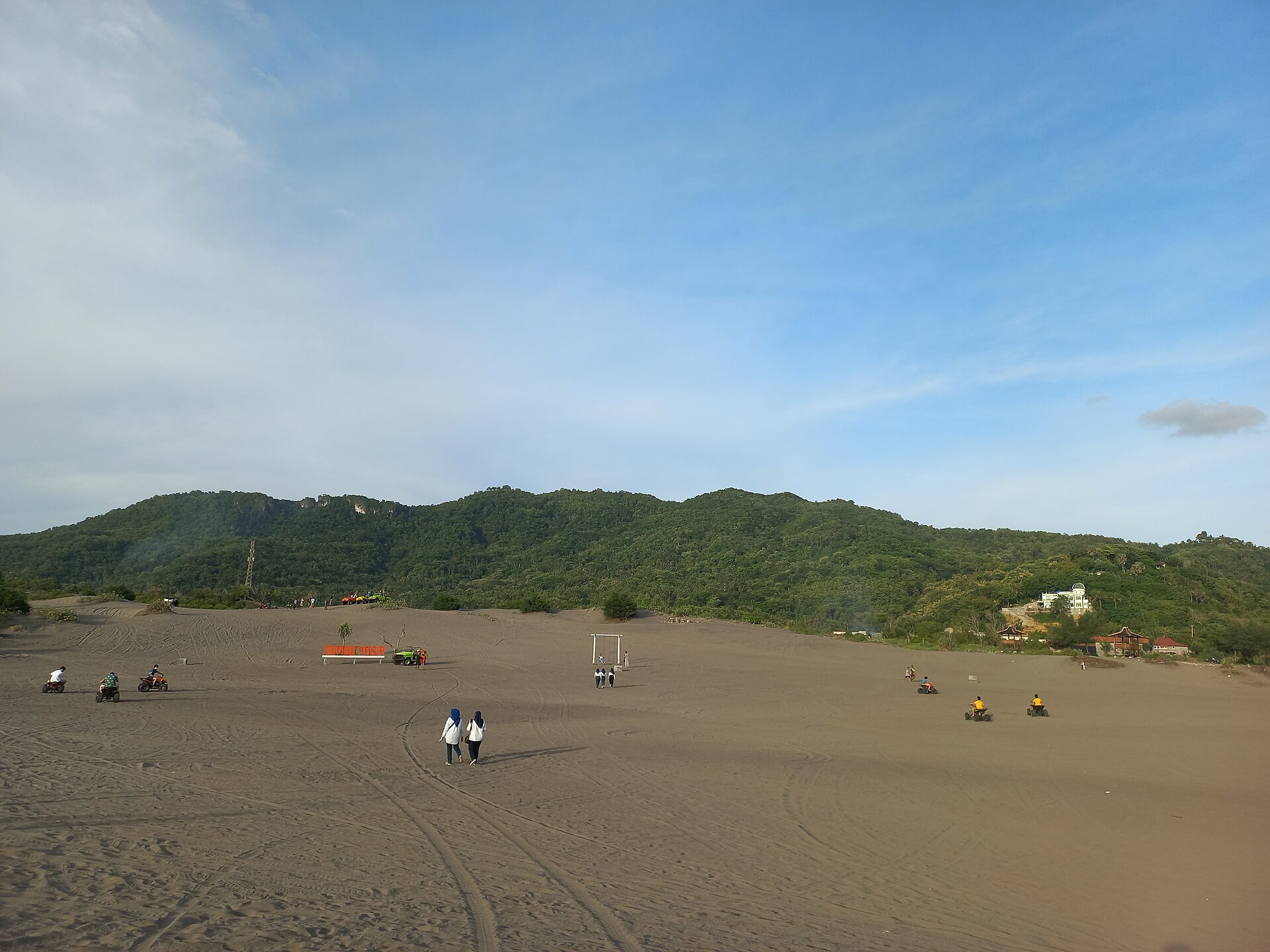 Gumuk Pasir (Sand Dunes)