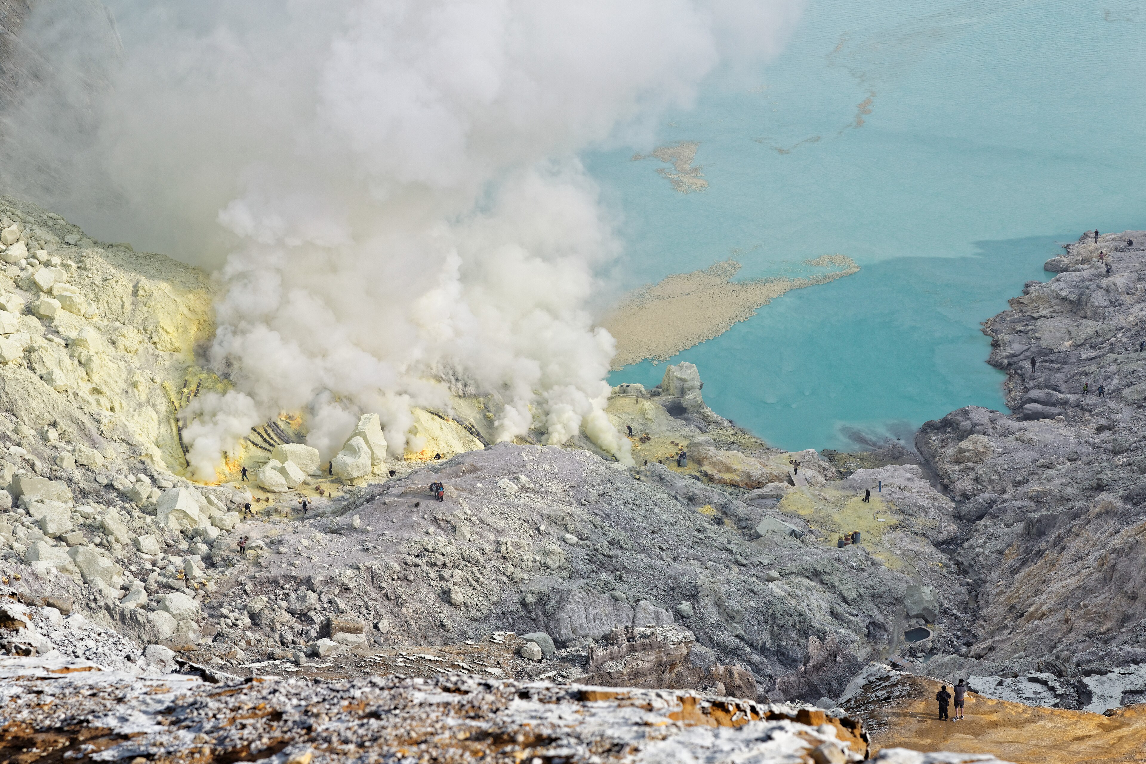 Kawah Ijen Blue Fire — Private Trip