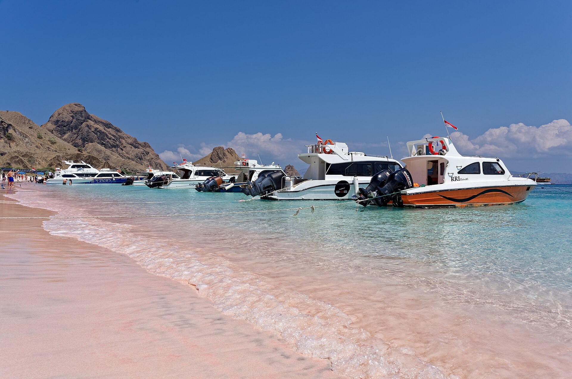 Lombok Timur — Pink Beach
